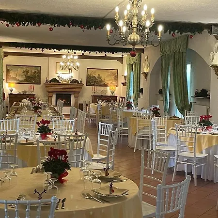 Alloggio per agriturismo Tenuta La Marchesa *